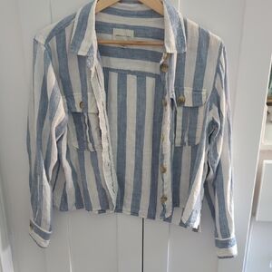 American Eagle Outfitters Blue and White Striped Shirt